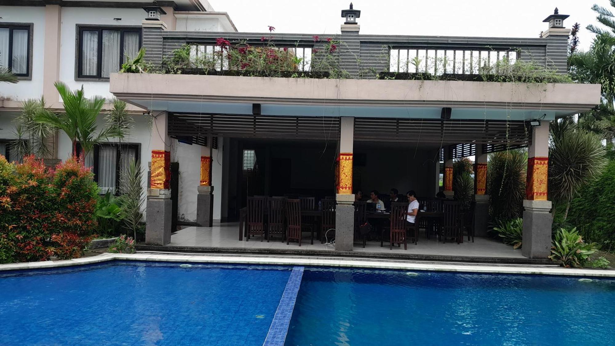 Hotel Dhyana Pura Kapal Exterior foto
