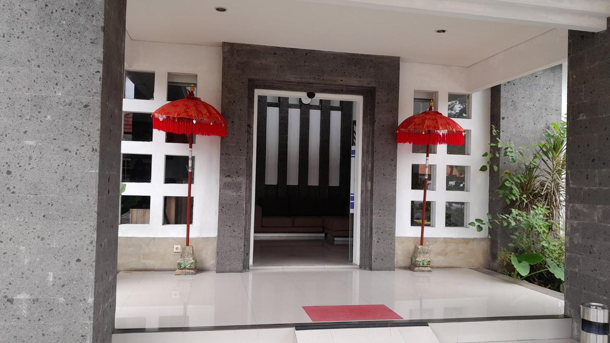 Hotel Dhyana Pura Kapal Exterior foto