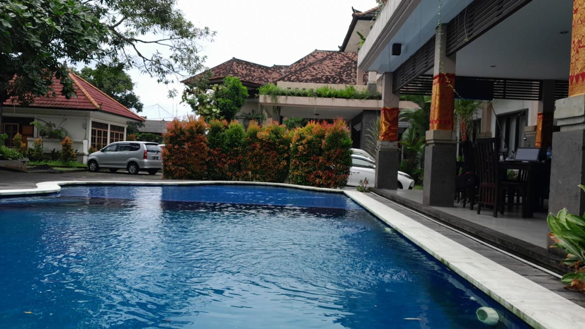 Hotel Dhyana Pura Kapal Exterior foto